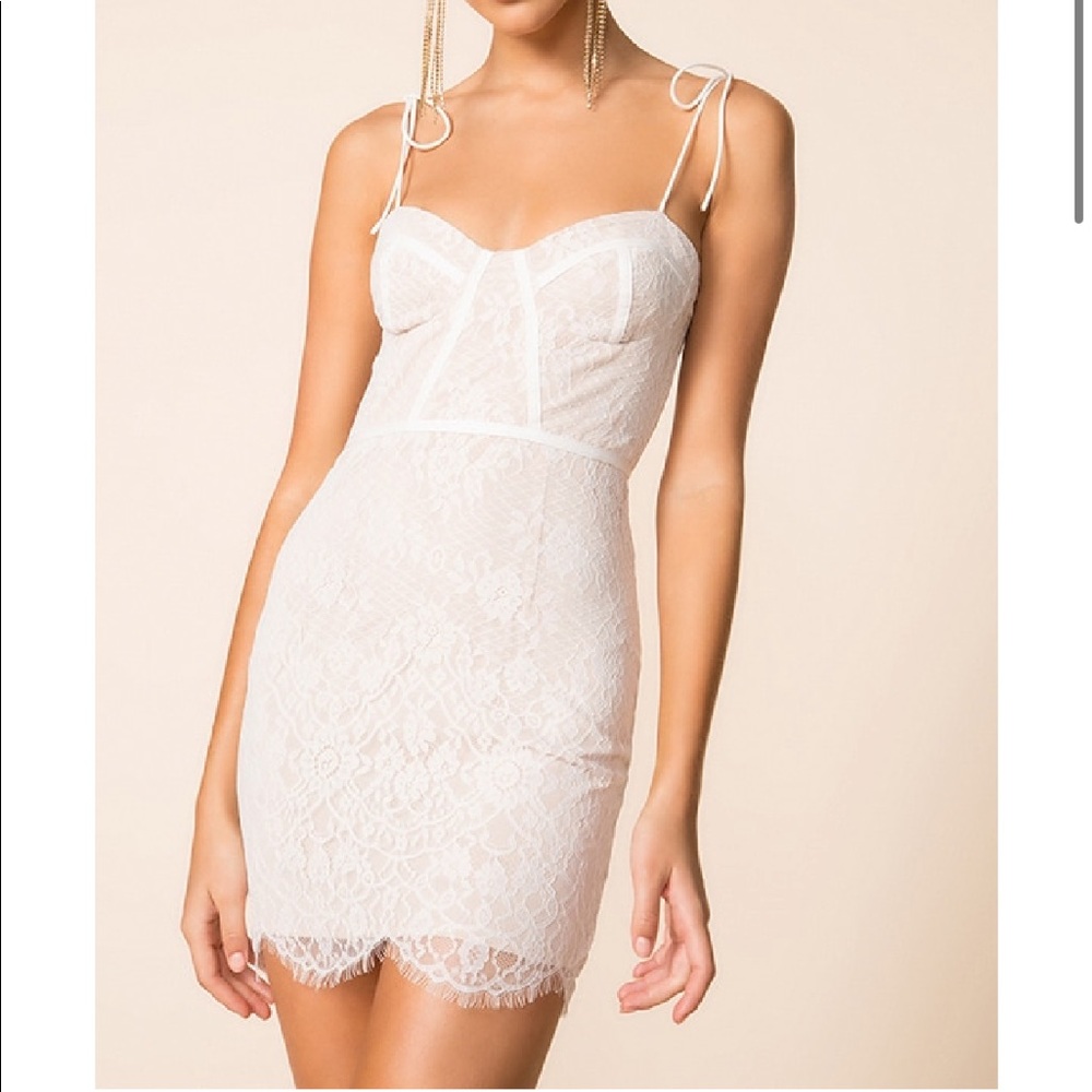 lottie lace bustier dress by Super Down